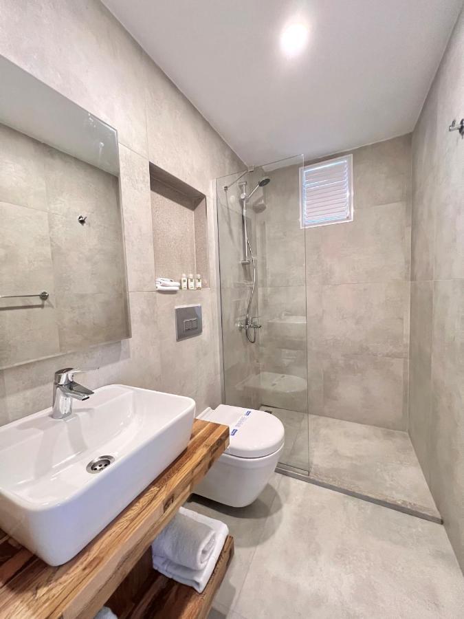 Standard Twin Room with Garden View,1238555887:JPEG