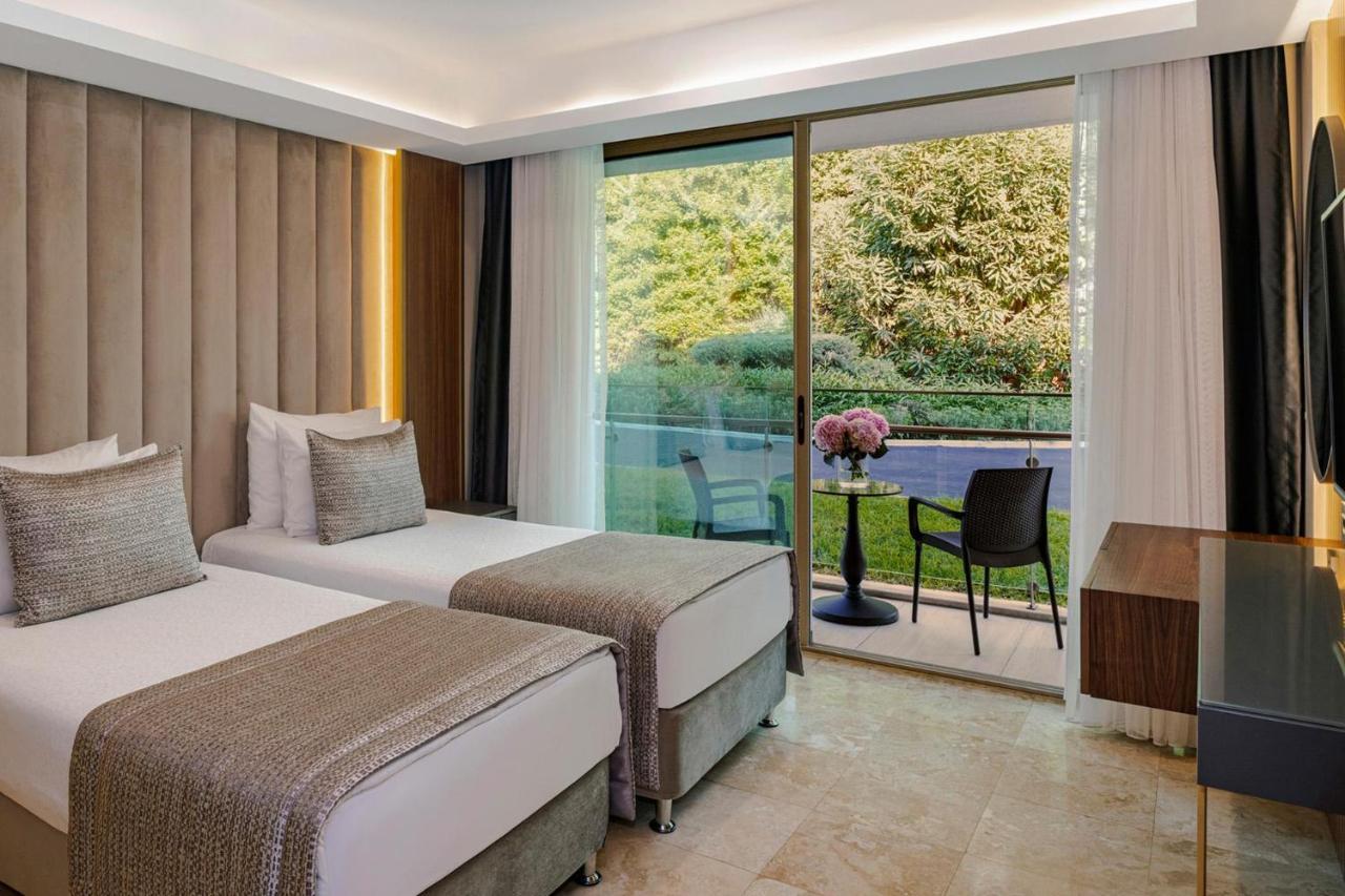 Standard Garden Room Twin Bed,1438042915:JPEG