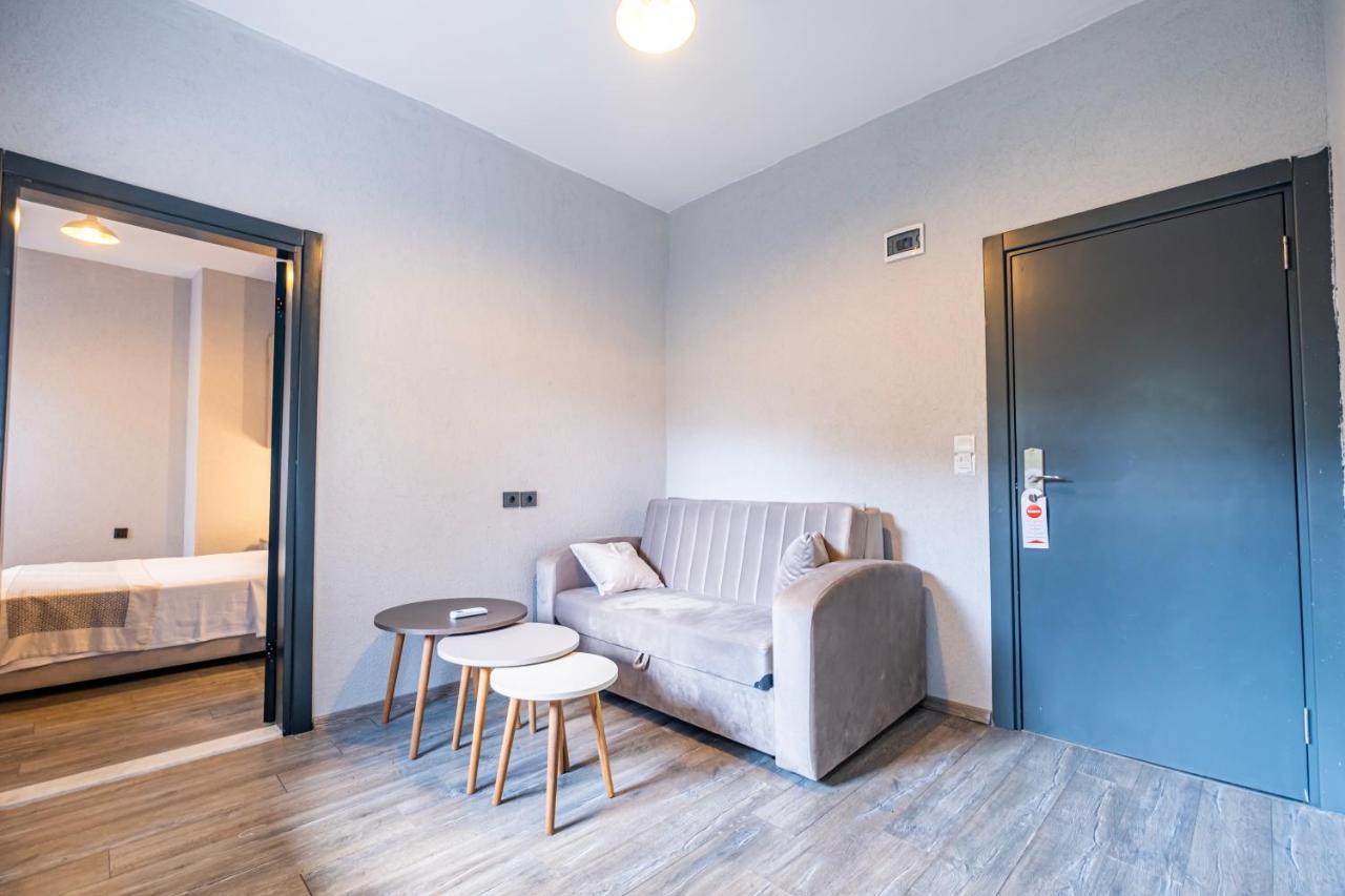 One-Bedroom Suite
