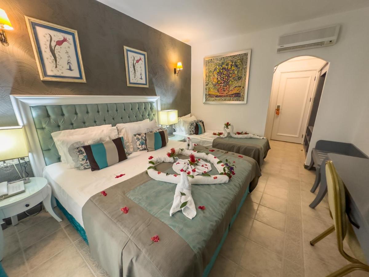 Triple Room Balcony