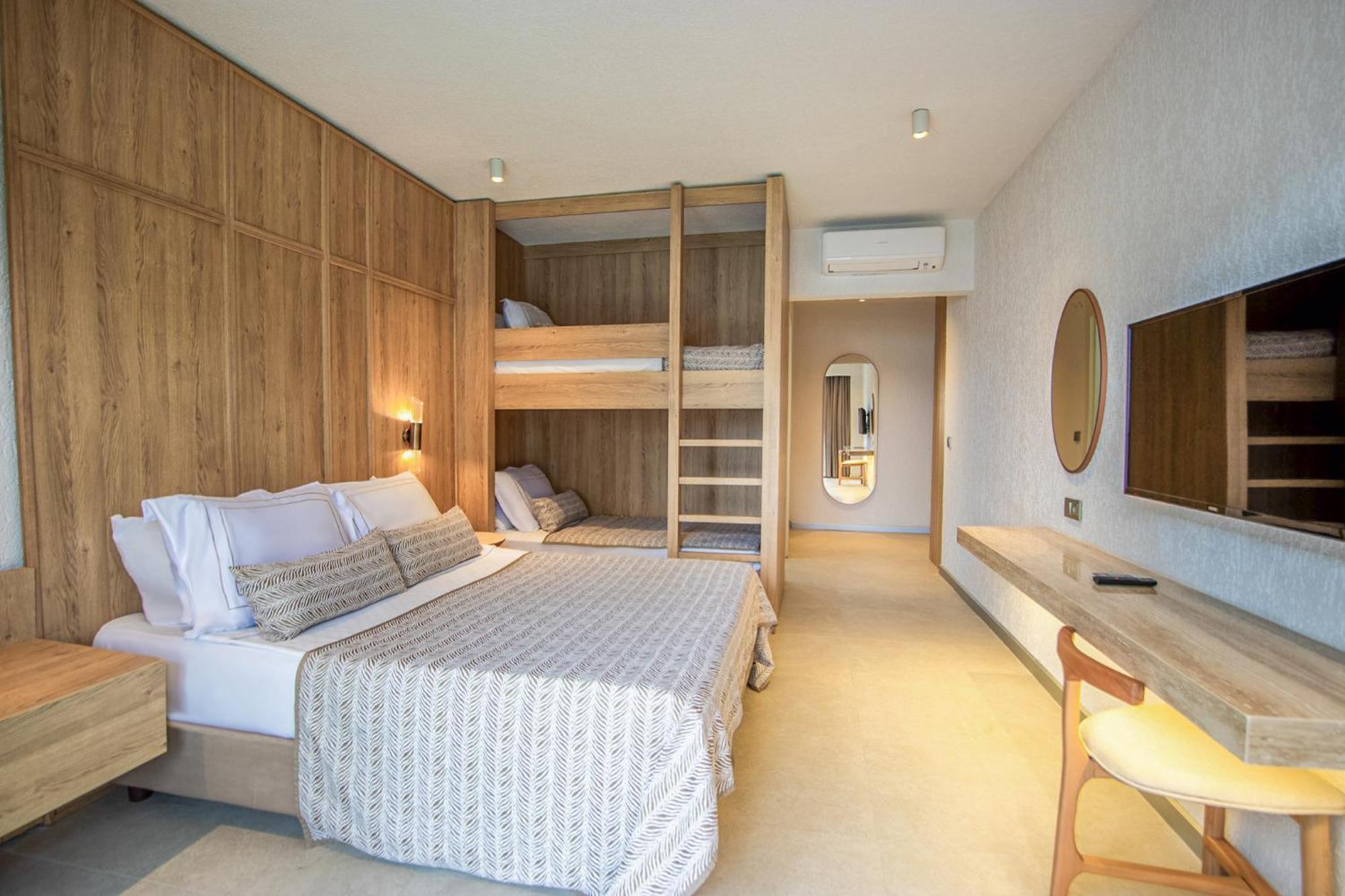 Standard Room with Bunk Bed