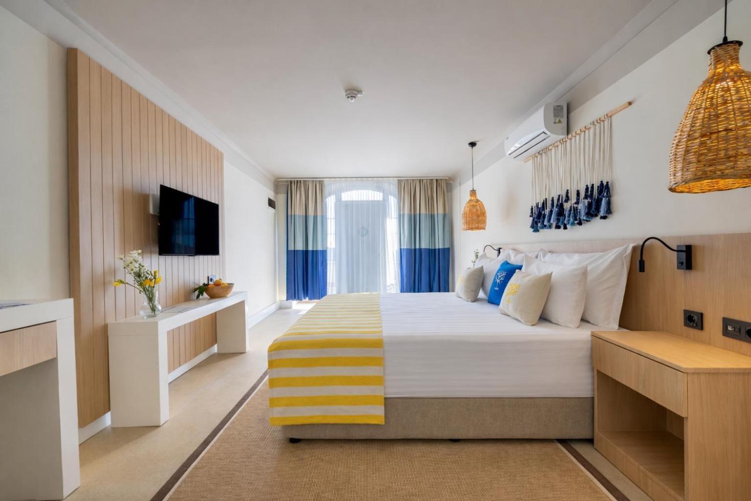 Premium King Room with Sofa Bed