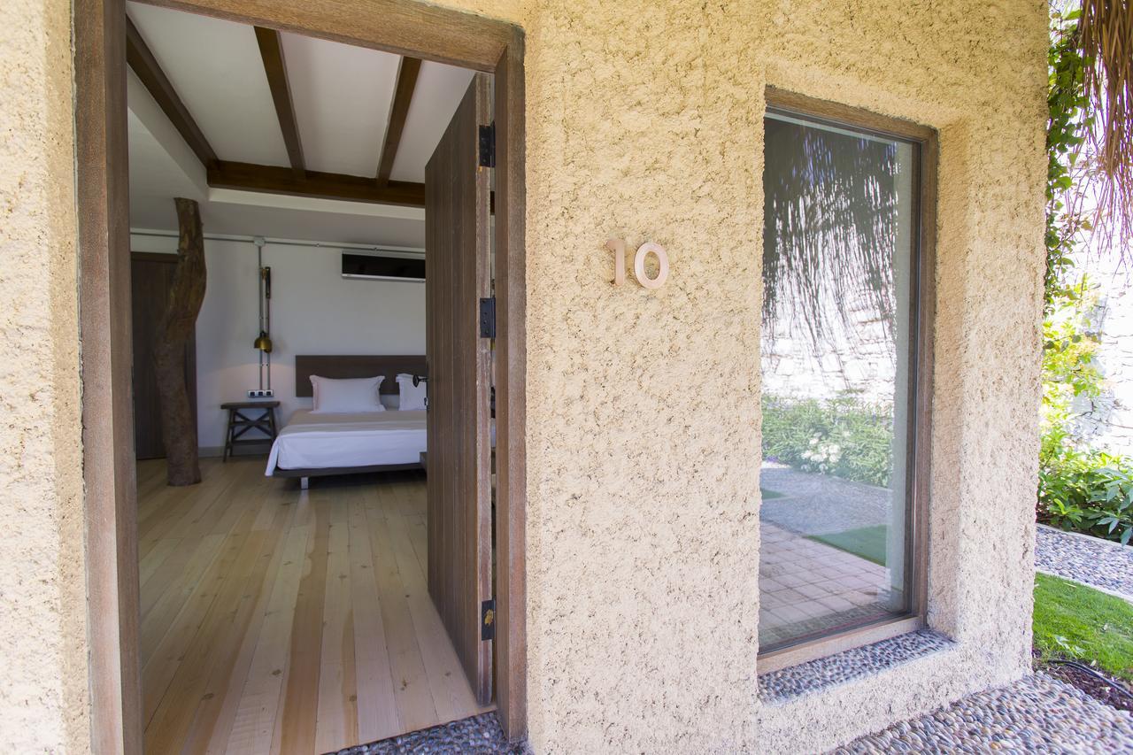 Seaside Suite with Garden