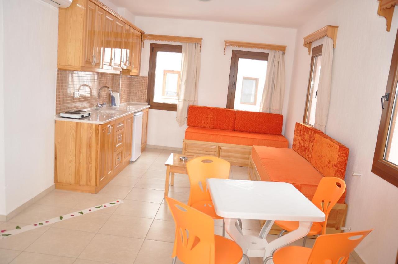 Appartement met Uitzicht op het Zwembad