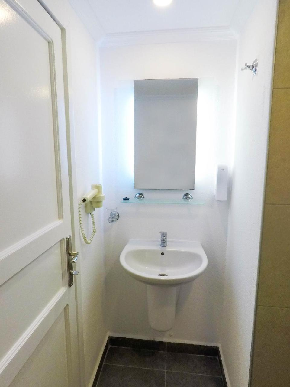 Standard Double Room,1281229063:JPEG