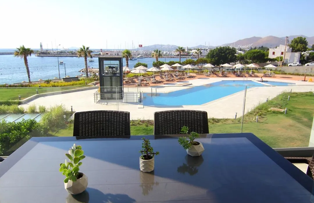Marina Premium Residences-1