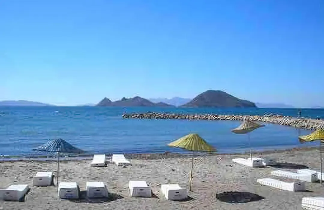 Sun And Sea House-1