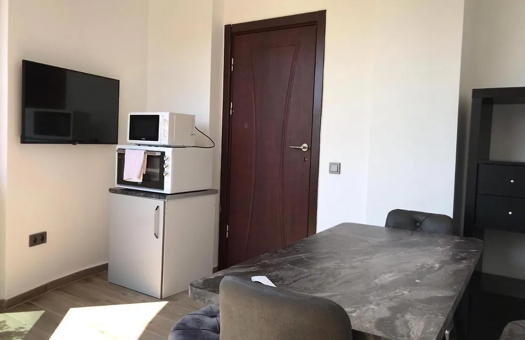 Leman Apart-1