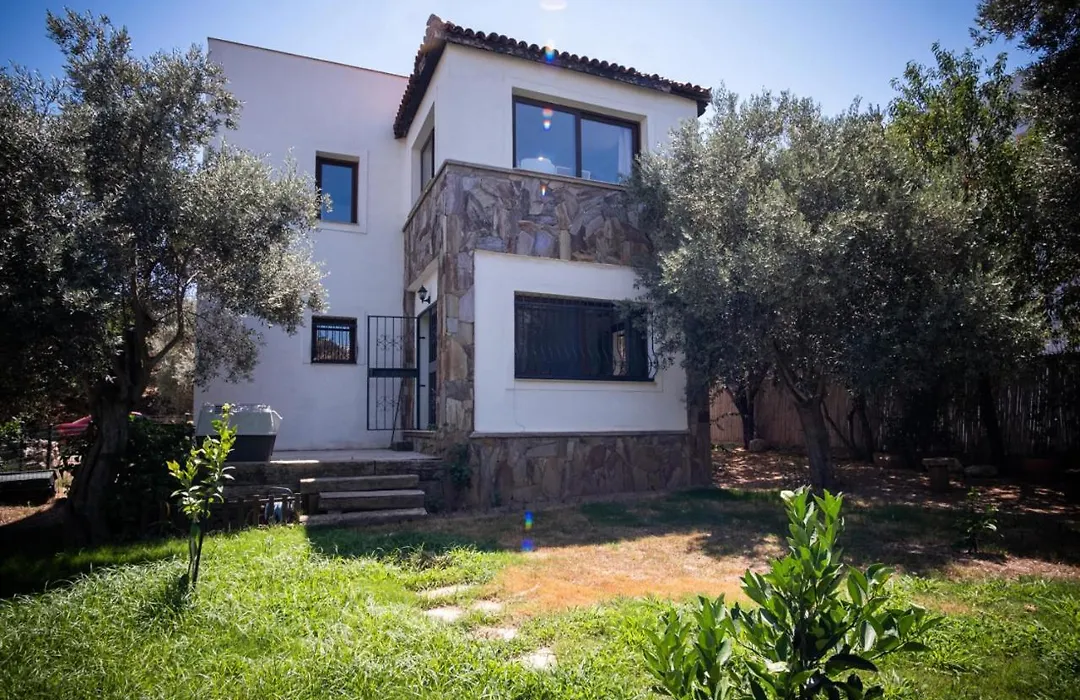 Refreshing Home With Garden In Torba Bodrum-1
