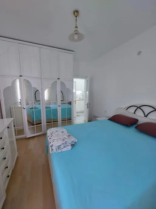 Cozy Flat In A Great Location-1