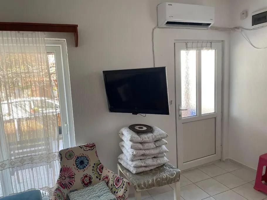 Mazi House-1