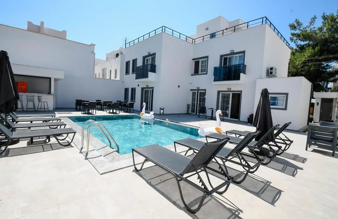 Swan Boutique Hotel-1