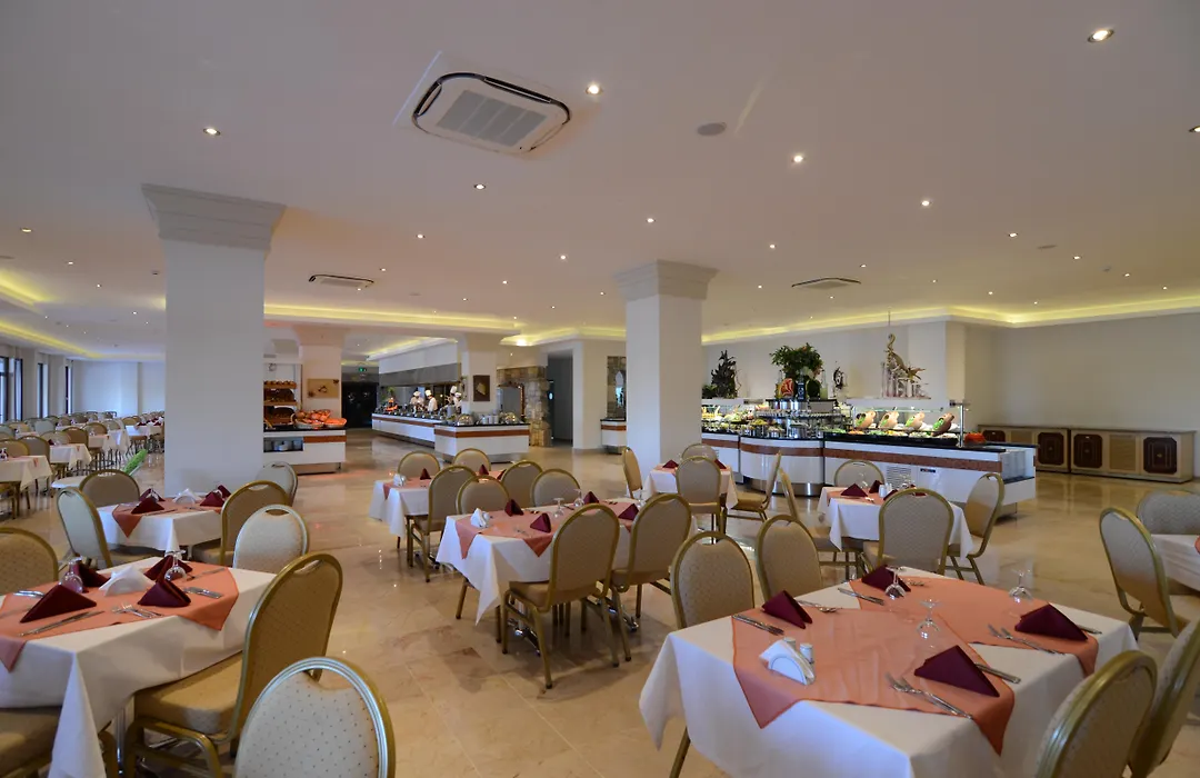 Azka Hotel-1