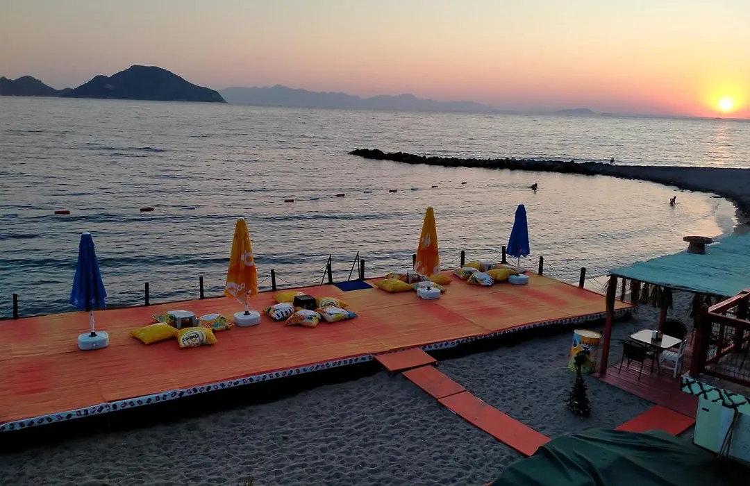 Mar Beach Hotel-1