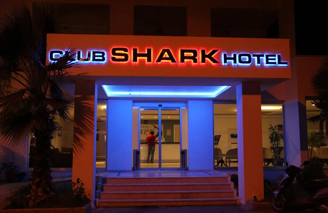 Club Shark Hotel-1