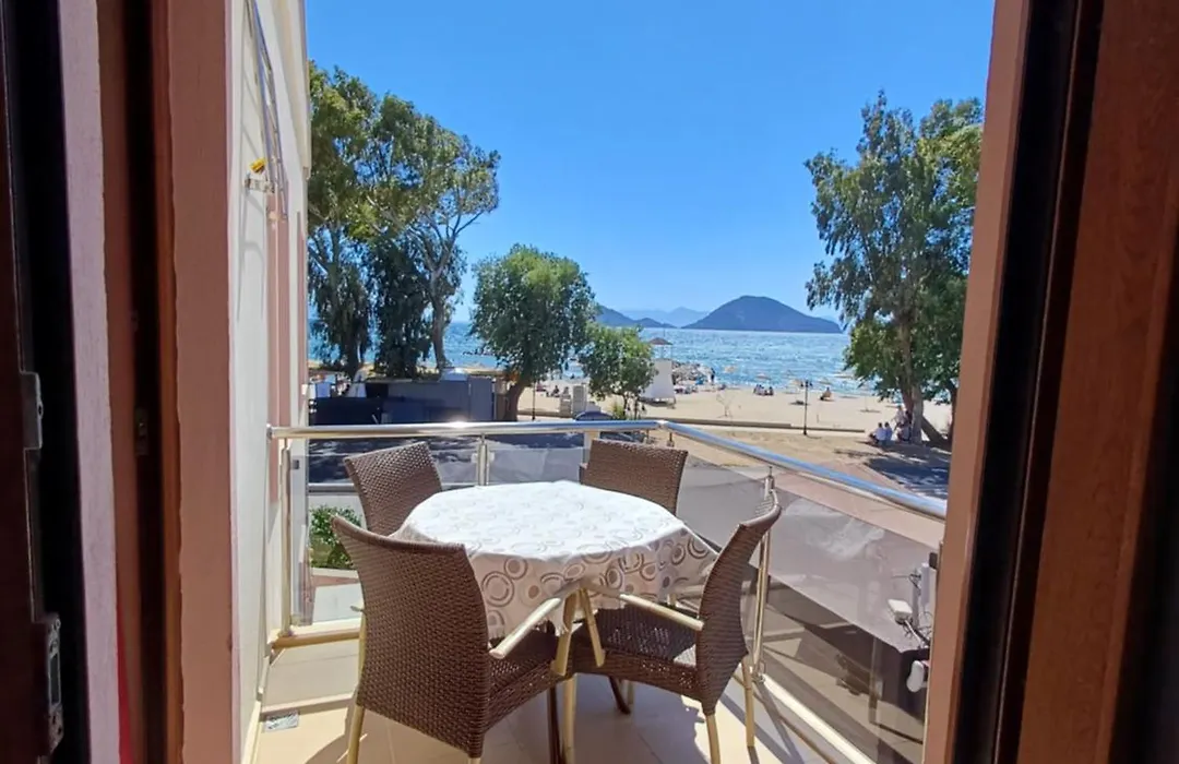 Sunset Beach Apartments-1