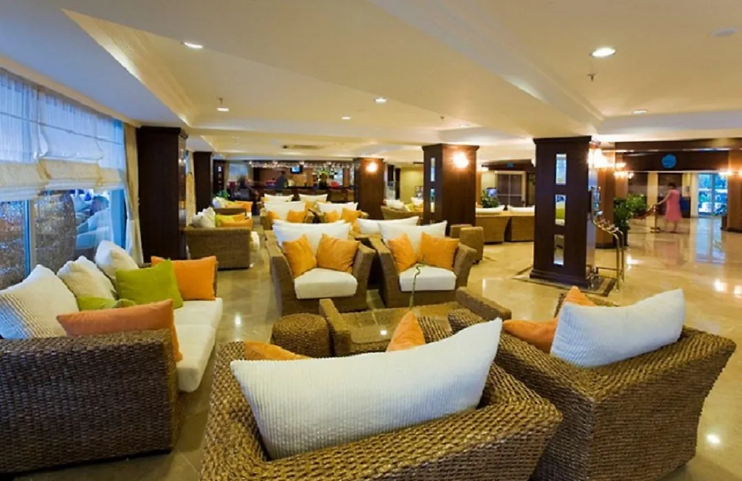 Latanya Park Resort-1