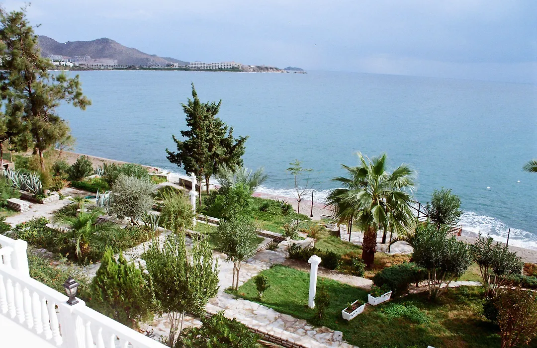 Chronos Beach Akyarlar-1