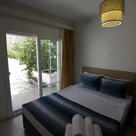 Bumerang Suite Hotel-3