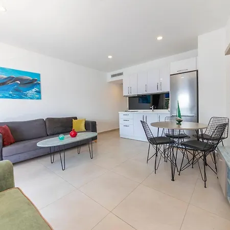 Luminous Seafront Apartment With Fascinating Sea View In The Heart Of Bodrum-2