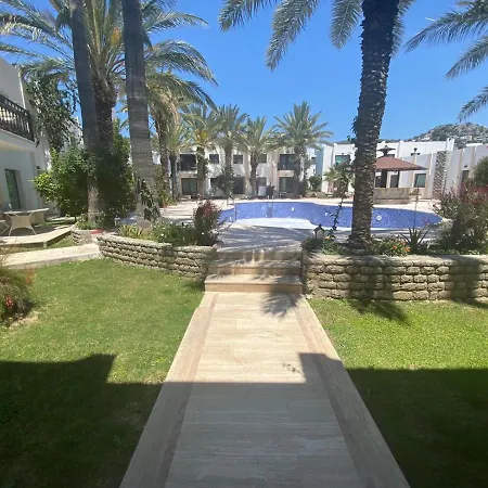 Cute 2+1 Apt With Common Pool - Bodrum City Centre-2
