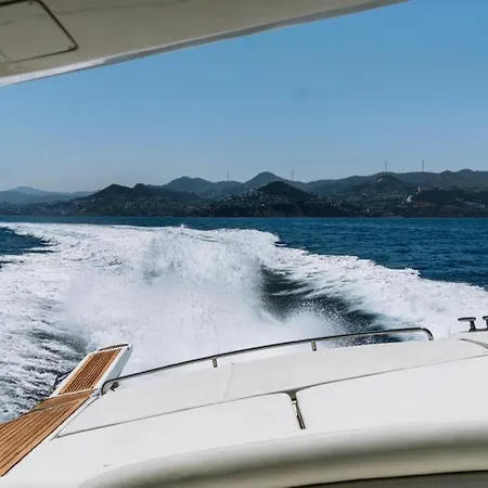 ***Stay At Delux Motoryacht 52F/Marina Shopping**-3