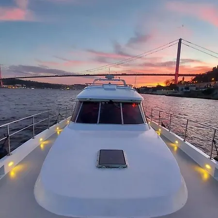 Yueksel Yatch-3