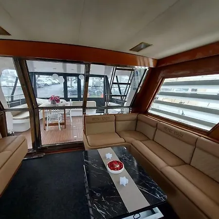 Yueksel Yatch-2