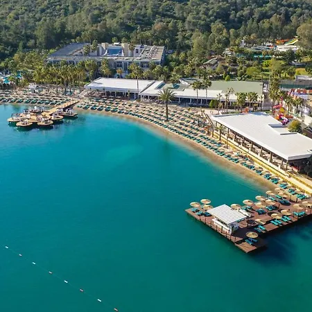 Green Bay Resort & Spa-3
