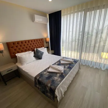 Bodrooms & Suites 3 Plus 1-2