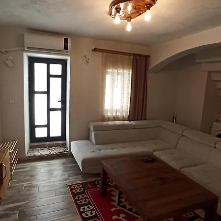 Private Old Stone Building In The Center Of Bodrum 1Plus1-2