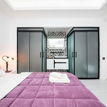 Agios - Oezel Bahceli Ferah Villa-2