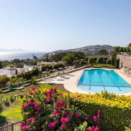 House With Sea View And Shared Pool In Bodrum-2