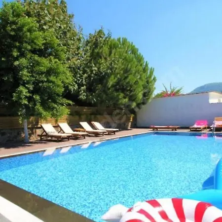 Flat Close To The Sea With Balcony In Golturkbuku-3