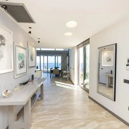 Marvelous Villa With A Private Beach In Bodrum-2