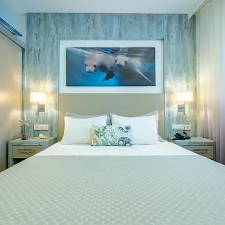 Seafront Flat With Excellent Sea View In Bodrum-2