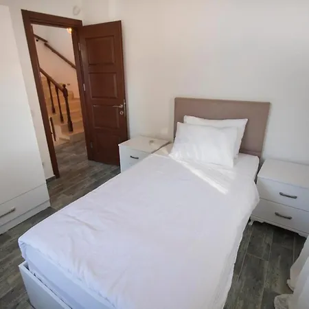 Enjoy 4Br Villa Wprivate Garden In Trkbk-3