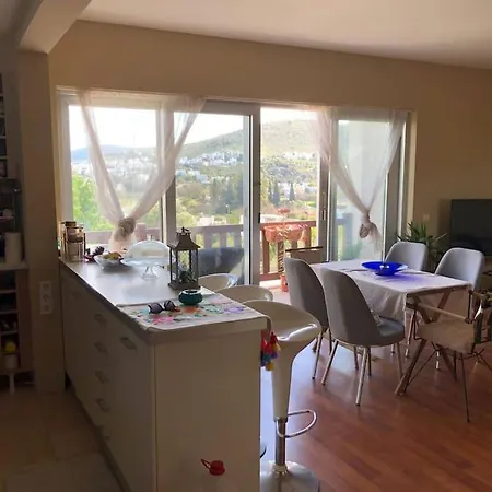 Modern Flat With Stunning View-3