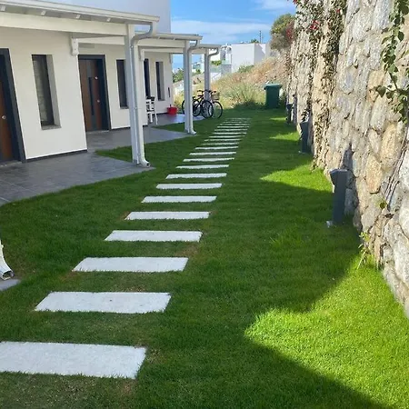 Yalikavak'Ta Deniz Manzarali Tatil Evi-2