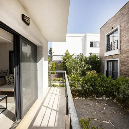 Amazing House With Balcony 1 Min Walking Distance To The Beach In Bodrum-3