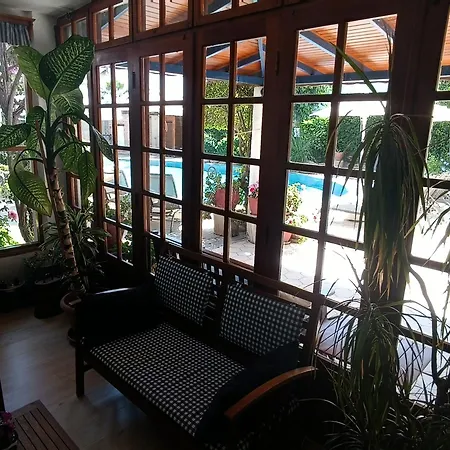 Uzhan Beach Hotel-3