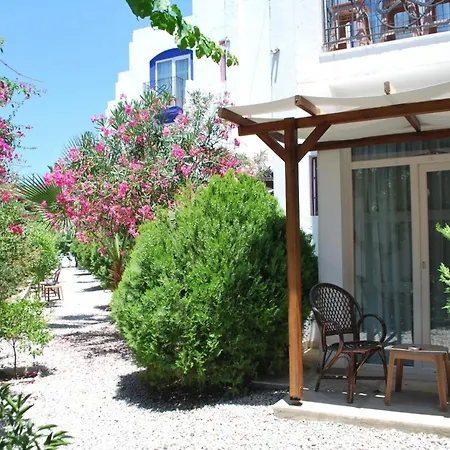 Serpina Hotel (Adults Only)-3