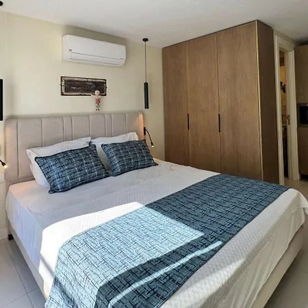 Queen Residences & Apart Hotel-2