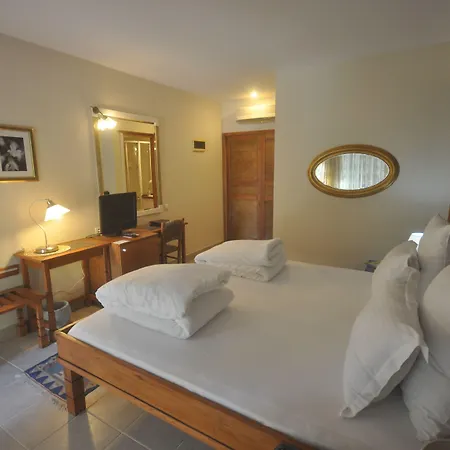 El Vino Hotel & Suites-2