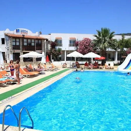 Delfi Hotel Spa & Wellness Center-2