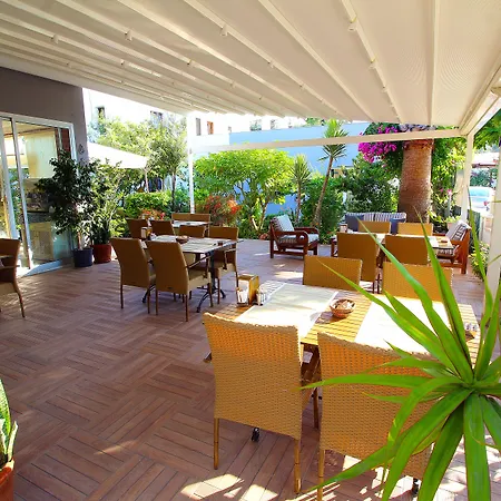 The Losh Hotel-2