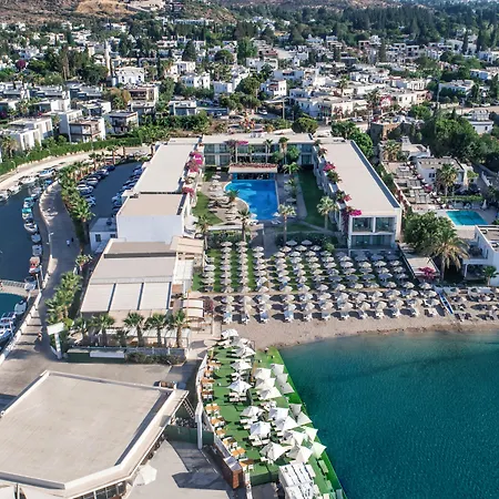 Lugga Boutique Hotel & Beach-2