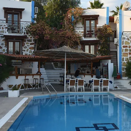 Dasis Hotel Suites-3