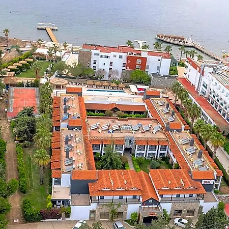 Tiana Beach Resort-2