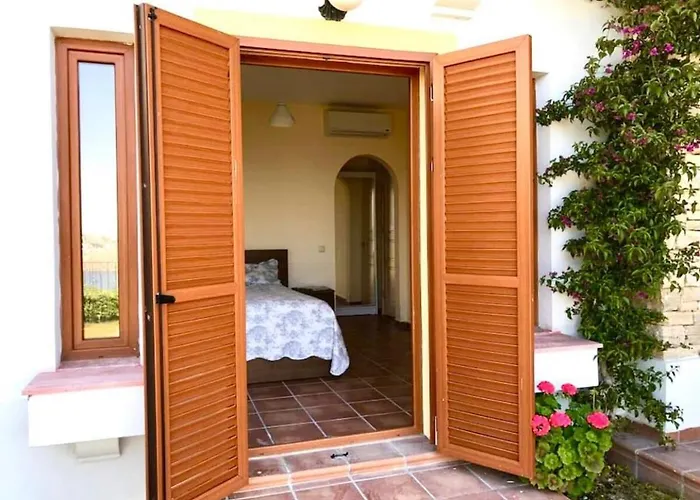 Breathtaking Sea View With A Peaceful Garden Apartment Bodrum